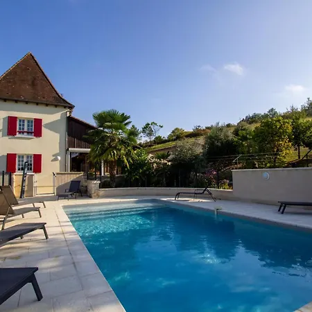 Maison Spacieuse Avec Piscine, Salle De Sport, Et Equipements Complets A - Fr-1-616-2 Villamblard