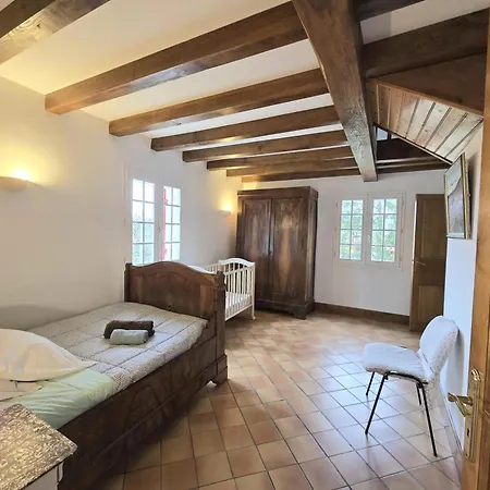 Casa di campagna Maison Spacieuse Avec Piscine, Salle De Sport, Et équipements Complets à - Fr-1-616-2 *