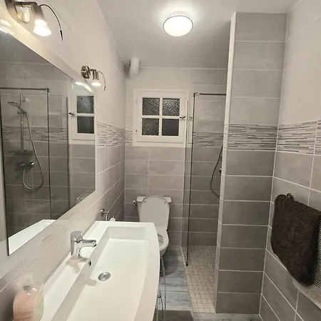 펜션 Maison Spacieuse Avec Piscine, Salle De Sport, Et Equipements Complets A - Fr-1-616-2 Villamblard