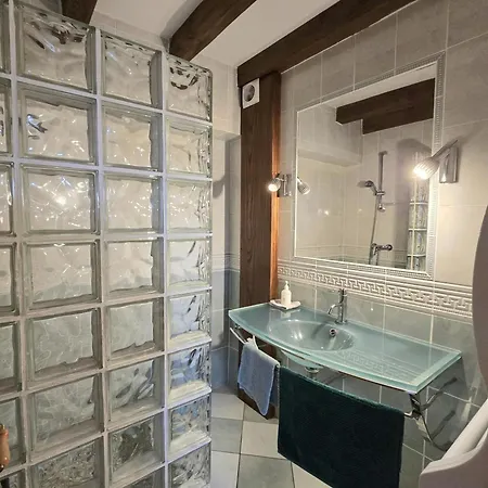 Maison Spacieuse Avec Piscine, Salle De Sport, Et équipements Complets à - Fr-1-616-2 Casa di campagna